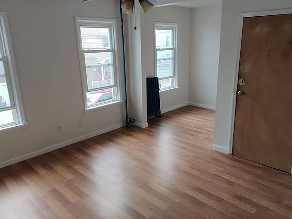 2nd image of 10906 95th Ave #2A