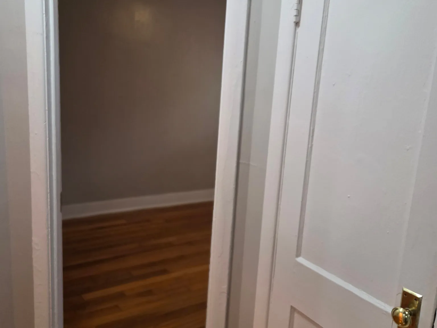 1 bed, 850 sqft, $1,350 — Photo 4