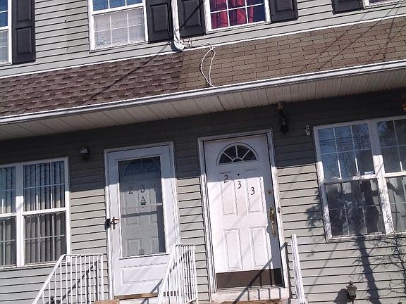 3rd image of 233 Granite Ave