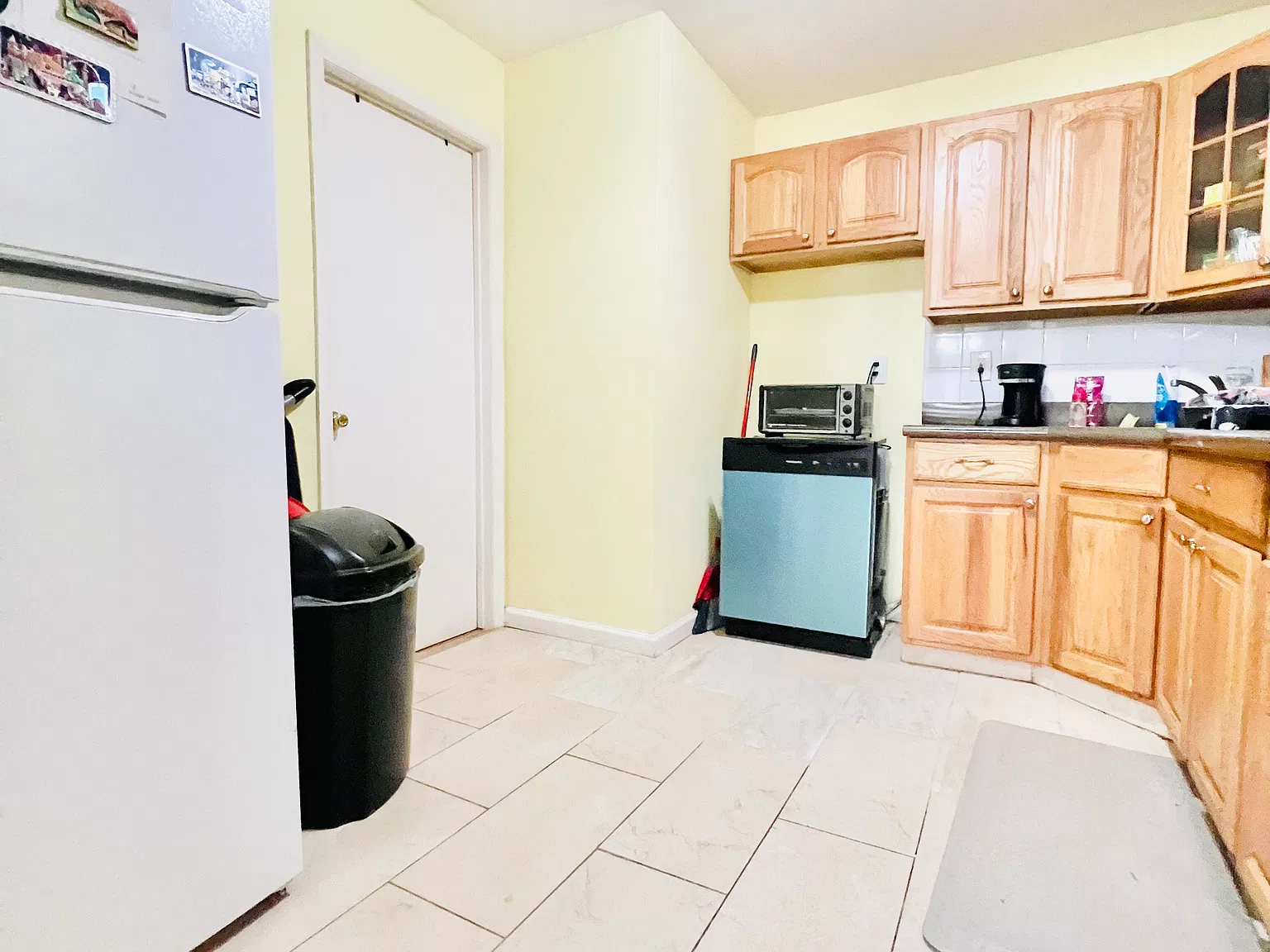 2 bed, 900 sqft, $2,300 — Photo 4