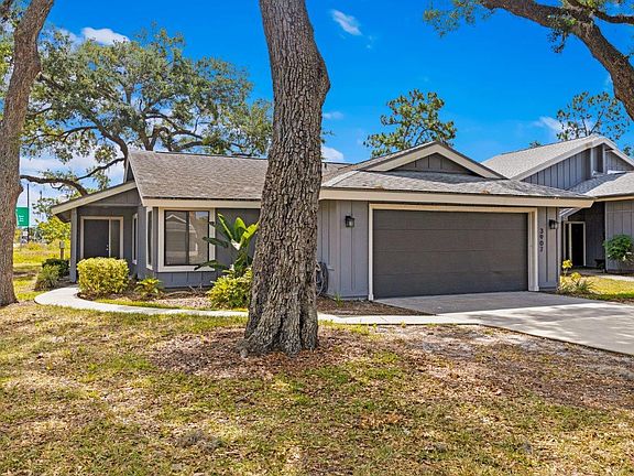 2nd image of 3907 Shady Glen Ln