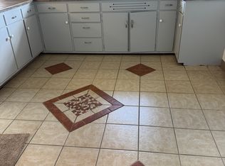 1050 N Shortridge Rd, Indianapolis, IN 46219