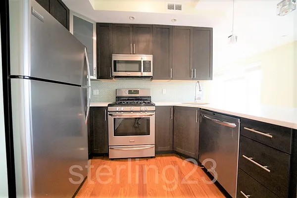 Rented by Sterling Realty Solution Inc | media 9