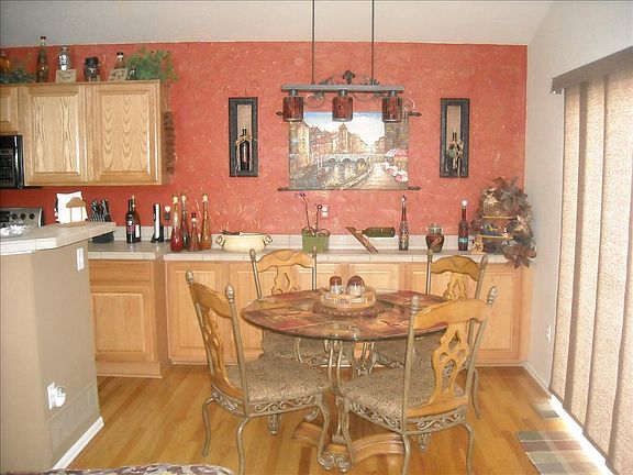 3rd image of 3206 San Marino Ave