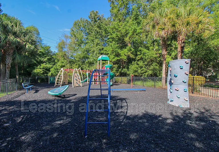 8811 Kellum Dr — Photo 29
