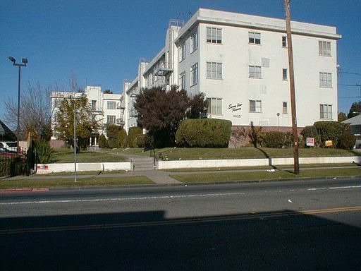 2nd image of 3105 High St APT 22