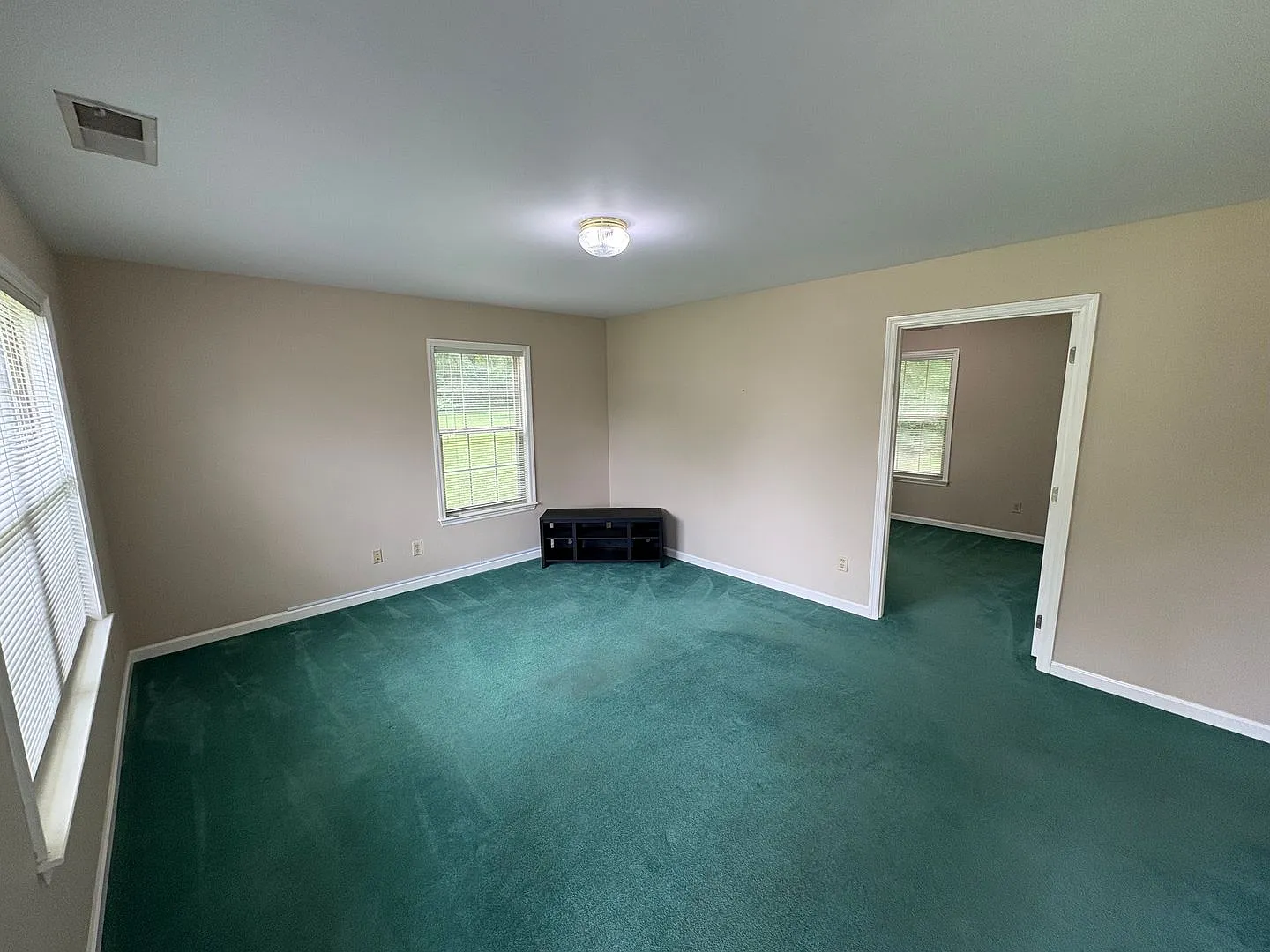 For Rent — Photo 3