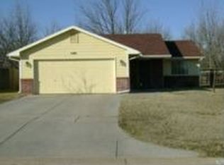 5210 W Memory Ln, Wichita, KS 67212