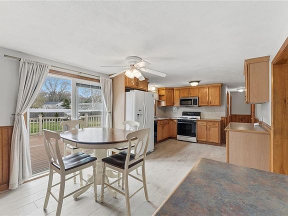 3rd image of 11 Nathan Rd