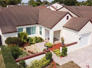 19222 NW 80th Ct, Hialeah, FL 33015