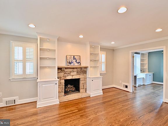 4th image of 1213 Powhatan St