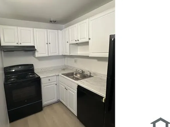 12014 E 14th Ave APT 8, Aurora, CO 80010