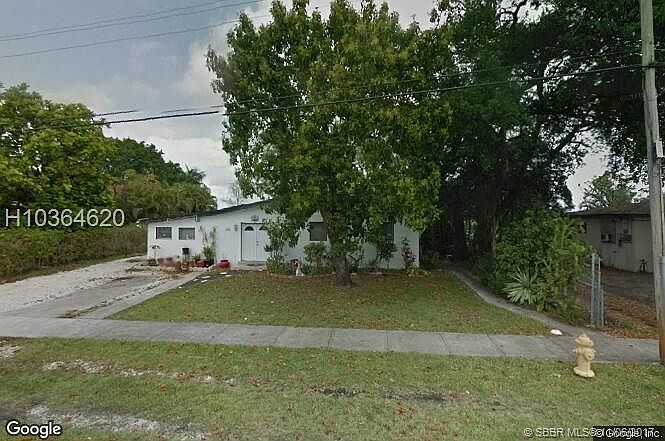 1st image of 3781 SW 31st Dr