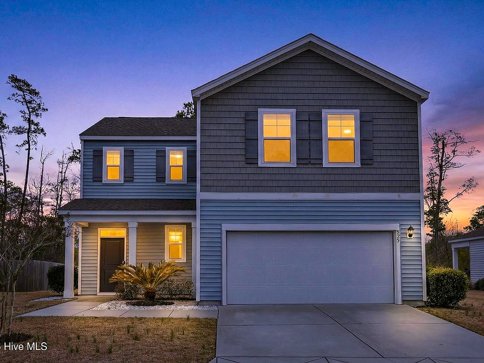 1st image of 825 Seathwaite Lane SE