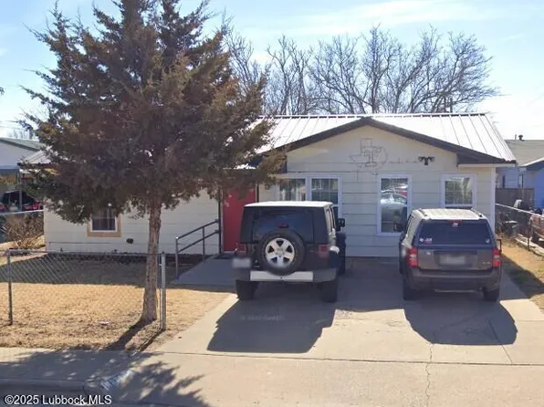 2825 Bates St, Lubbock, TX 79415