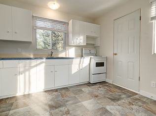 5905 47a Ave #18, Camrose, AB T4V0H3