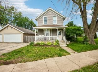 316 E Division St, Lockport, IL 60441