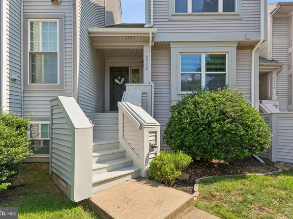 6003 Creekstone Ln, Centreville, VA 20120