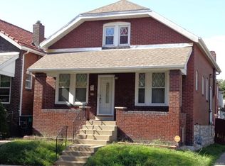 4678 Rosa Ave, Saint Louis, MO 63116