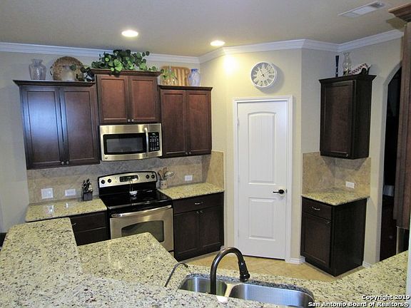 3rd image of 132 Buckskin Way