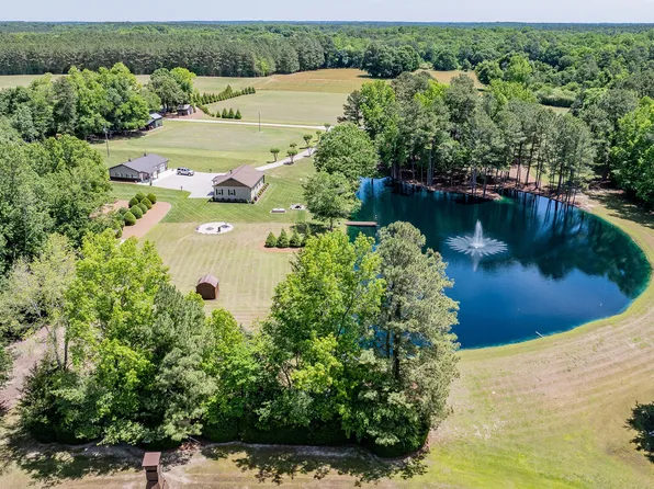 394 King Rd, Castalia, NC 27816