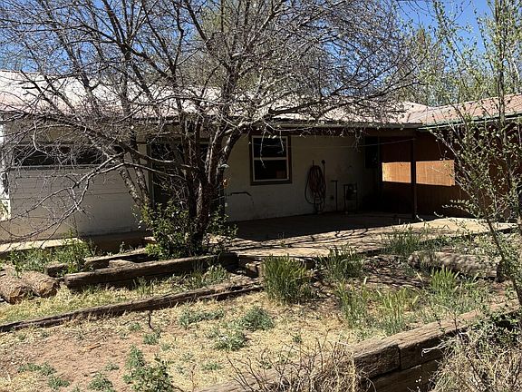 2nd image of 104 Riverview Dr