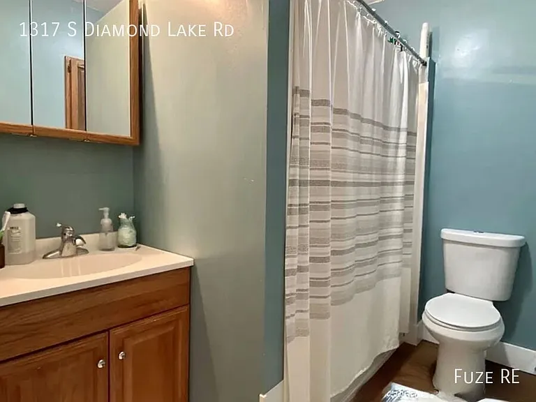 1317 S Diamond Lake Rd — Photo 9