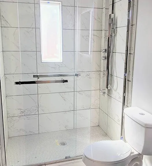 1414 Bennett Ave — Photo 4