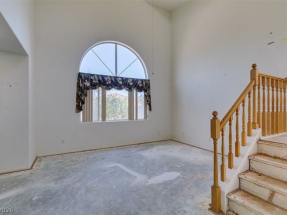 5th image of 4108 Spring Crest Ln