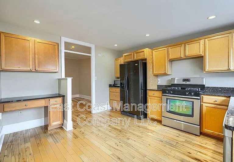 3235 Eastern Ave #2 — Photo 3