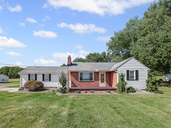 1246 S 12th St, Sebring, OH 44672