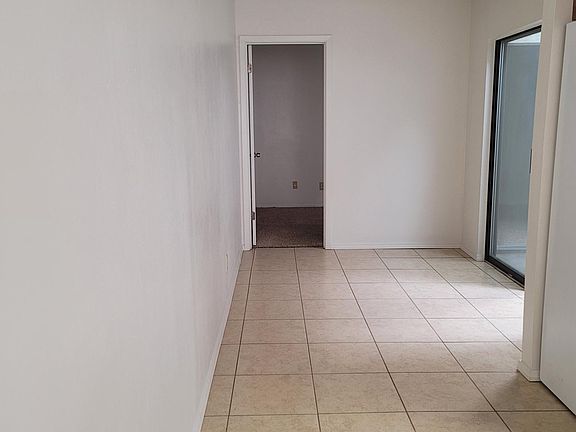 3rd image of 1111 N Washington Ave #C