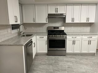 772 3rd St APT 1, Secaucus, NJ 07094