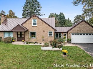 4311 Peach Ridge Ave NW, Grand Rapids, MI 49544