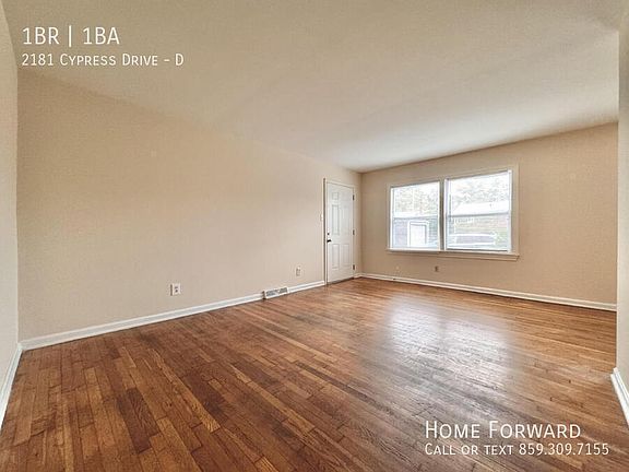 4th image of 2181 Cypress Dr #D