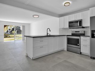 8107 SW 72nd Ave APT 112E, Miami, FL 33143