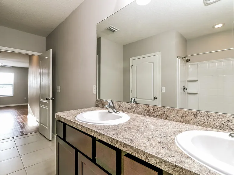 586 Hartford Heights St — Photo 12