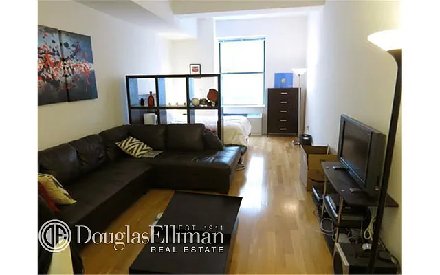 Rented by Douglas Elliman | media 44