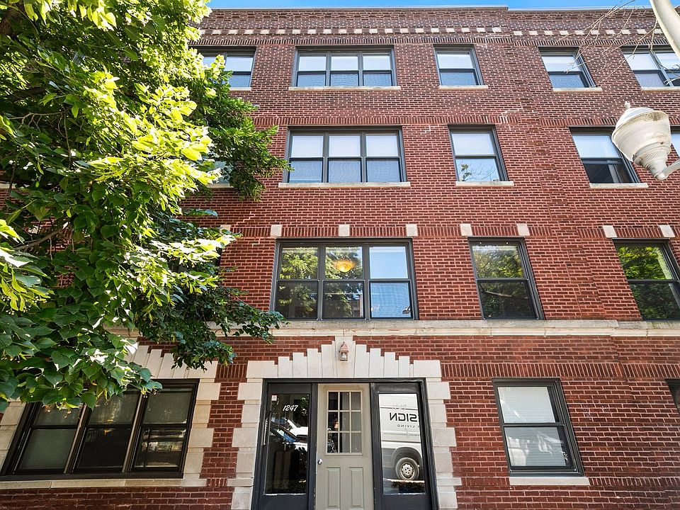 1st image of 1249 W Roscoe St #1