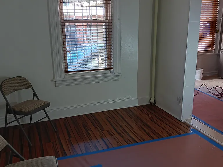 1811 Wallace Ave — Photo 13