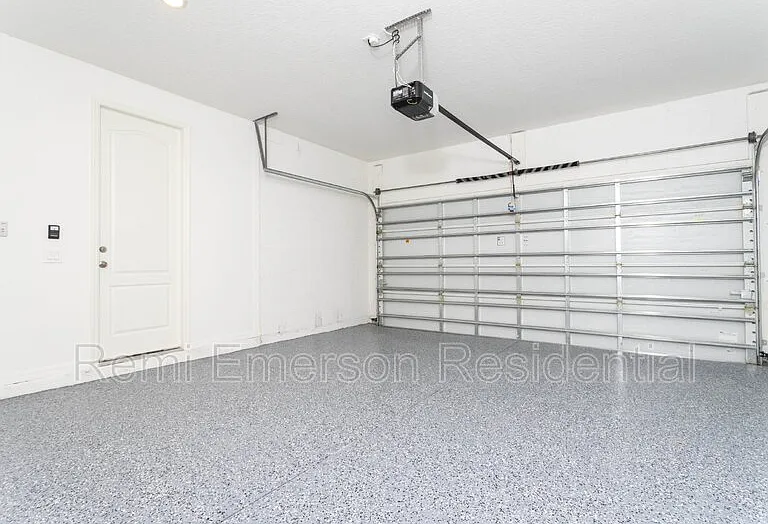624 Benoi Dr — Photo 45