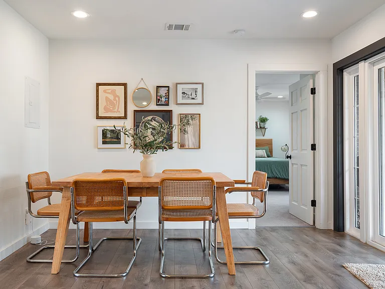 6802 Duquesne Dr — Photo 12