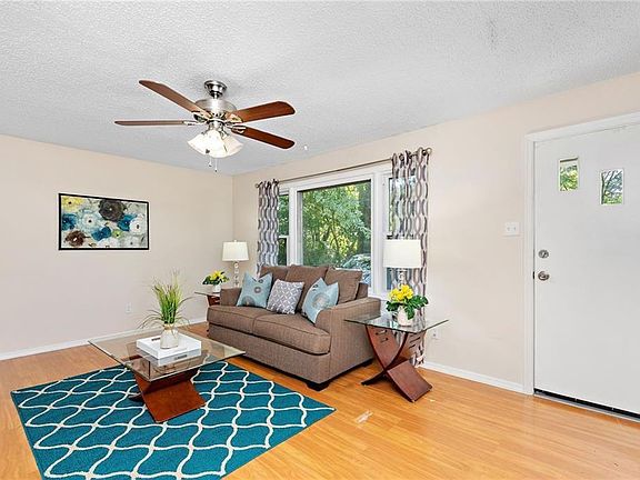 3rd image of 6535 N Edison Ave
