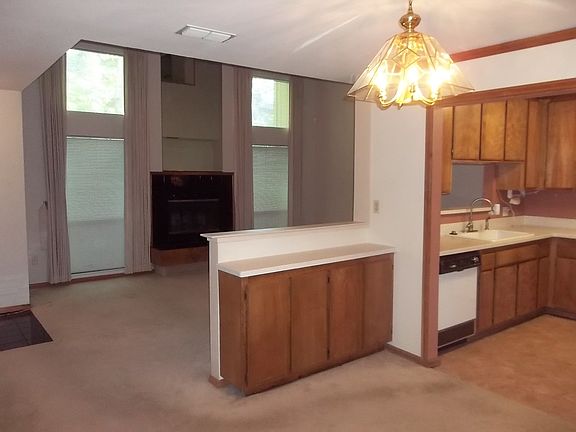 4th image of 3526 Gold Creek Ln