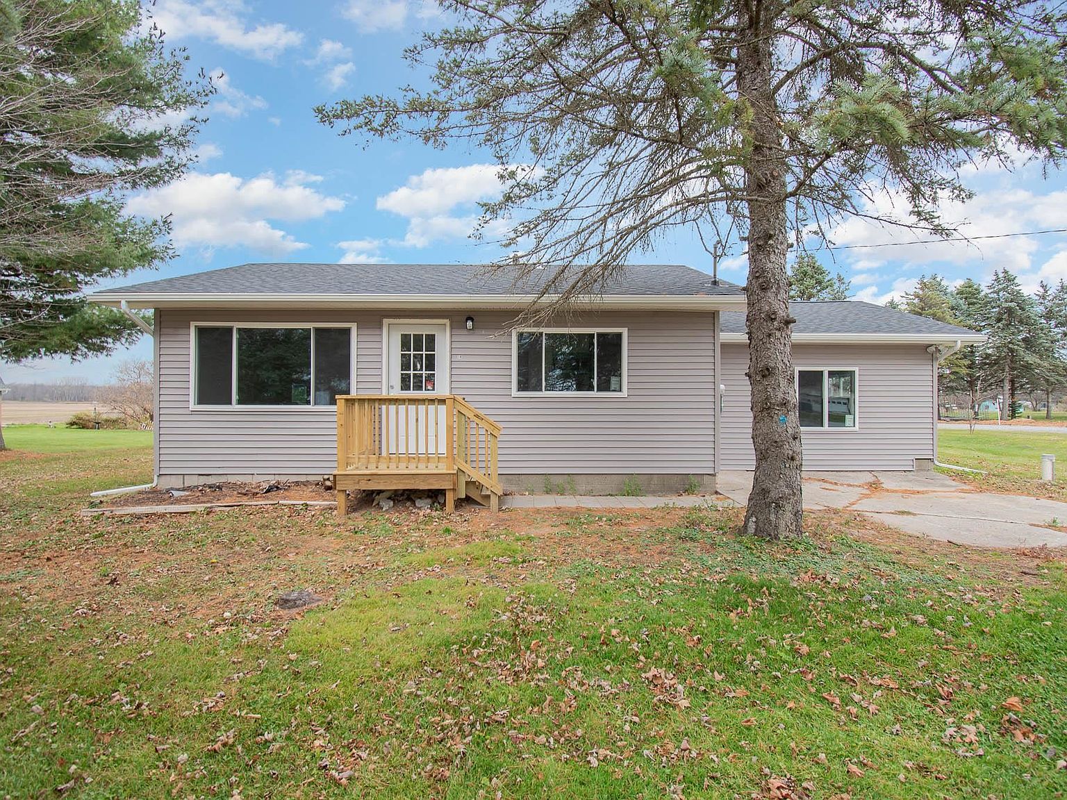 54 W Linwood Rd, Linwood, MI 48634 Zillow