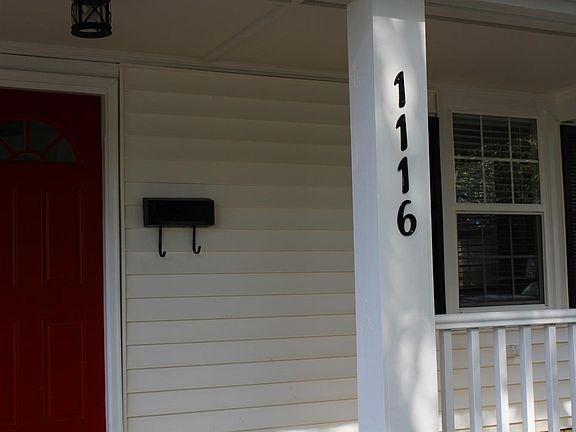 4th image of 1116 Westchester Dr