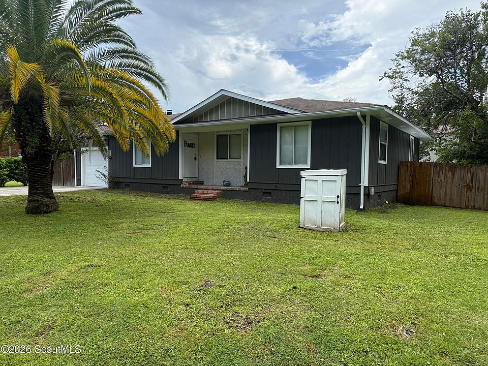 1st image of 173 Pine Cir