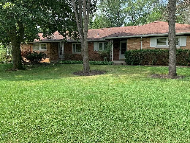 1st image of 240 Henneberry Ln