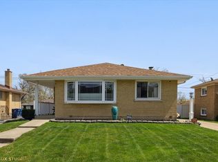 1043 Victoria Ave, Berkeley, IL 60163