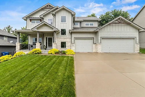 19506 Shadow Ridge Dr Photo 1